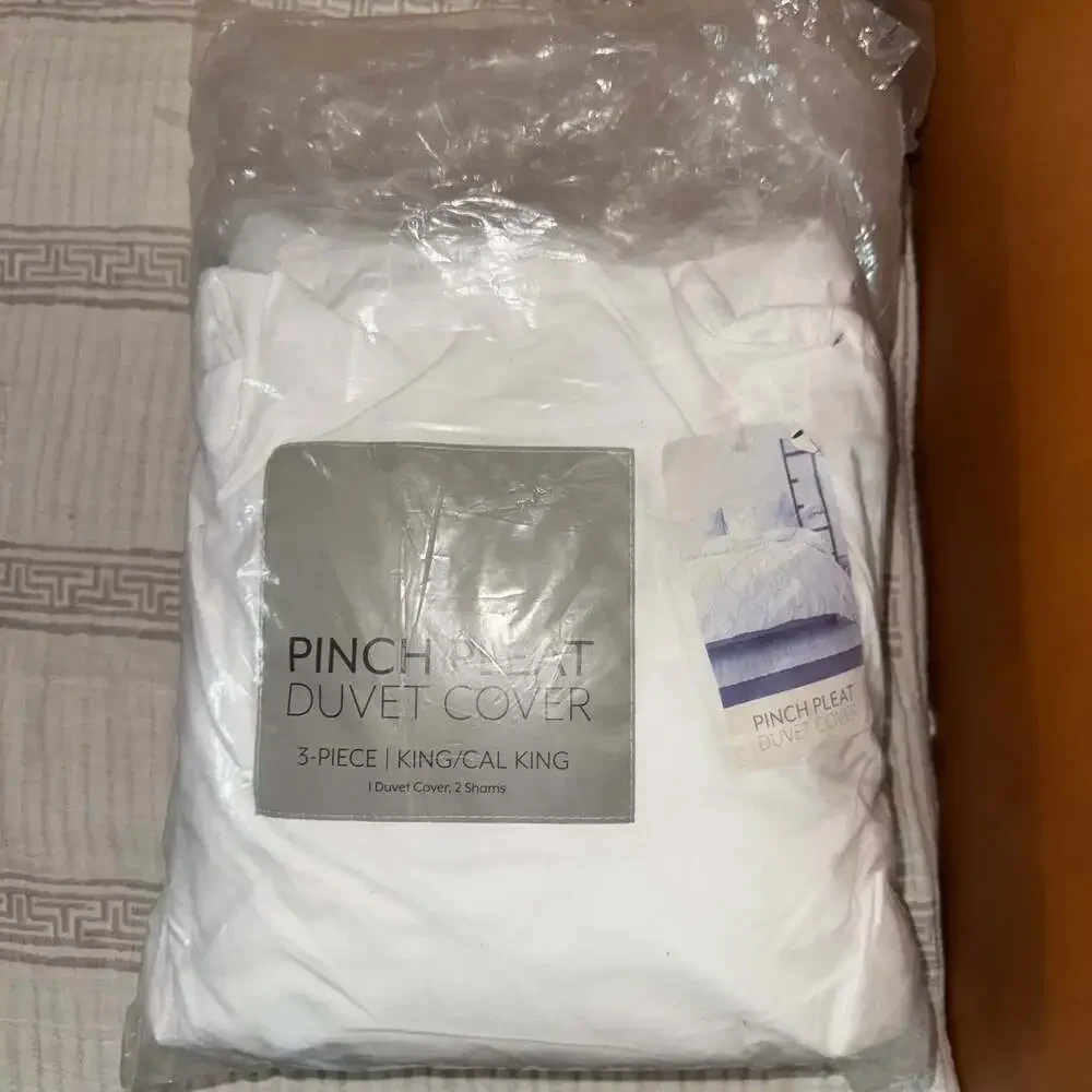 Pinch Pleat 3-Piece Duvet Cover Set, White, King/Cal King